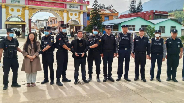 Луйвар, хүн хулгайлах гэмт хэрэг үйлдсэн 11 хүнийг цаазаар авчээ Луйвар, хүн хулгайлах гэмт хэрэг үйлдсэн 11 хүнийг цаазаар авчээ