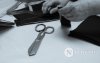 Фото: Шаглаа бүртээ сэтгэлээ шингээж, мөрөөдлийн хувцсыг урлана Фото: Шаглаа бүртээ сэтгэлээ шингээж, мөрөөдлийн хувцсыг урлана