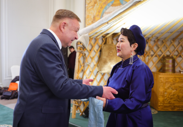 Сар шинийн баярыг тохиолдуулан Дипломат төлөөлөгчдөд өв соёлоо танилцуулжээ