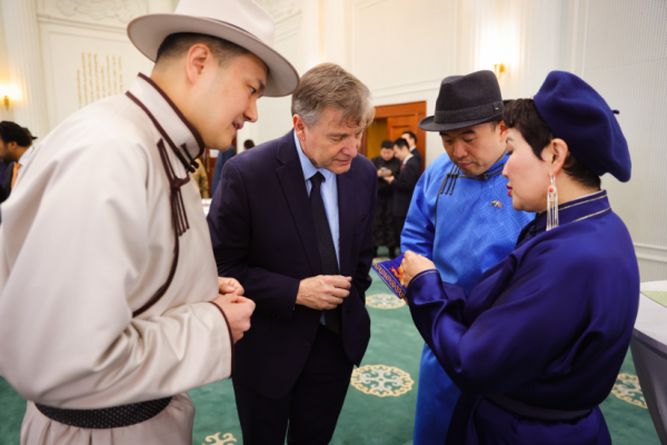 Сар шинийн баярыг тохиолдуулан Дипломат төлөөлөгчдөд өв соёлоо танилцуулжээ