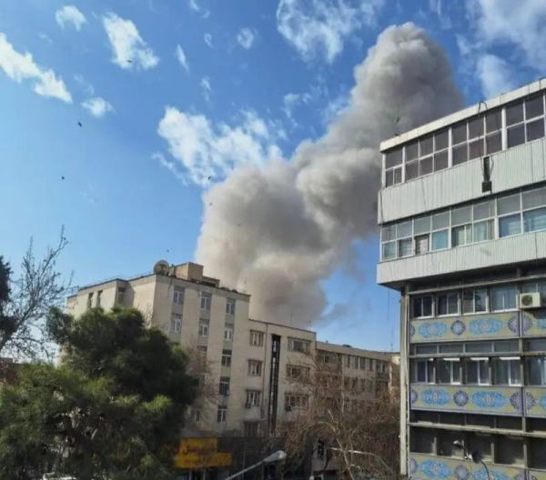 ВИДЕО: Цэргийн ажиллагаа дууссаны дараа Ираны иргэдийг засгийн эрхээ гартаа авахыг Д.Трамп уриалав