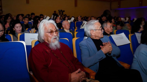 Р.Чойномын мэндэлсний 90 жилийн ойд зориулсан “Эрх чөлөөний дууч” хүндэтгэлийн ёслол болов