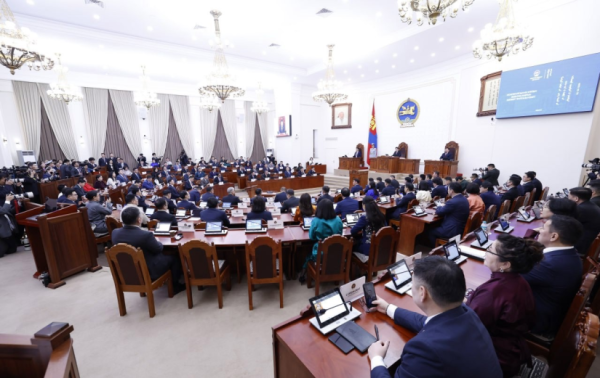 УИХ-ын хаврын чуулганы нээлтэд анх удаа иргэдийн төлөөлөл оролцлоо