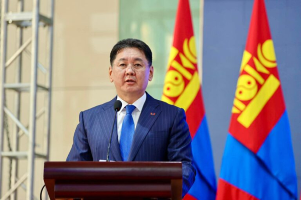 Багануур дүүрэг аж үйлдвэржсэн, Улаанбаатарын төвлөрлийг сааруулсан хот болно