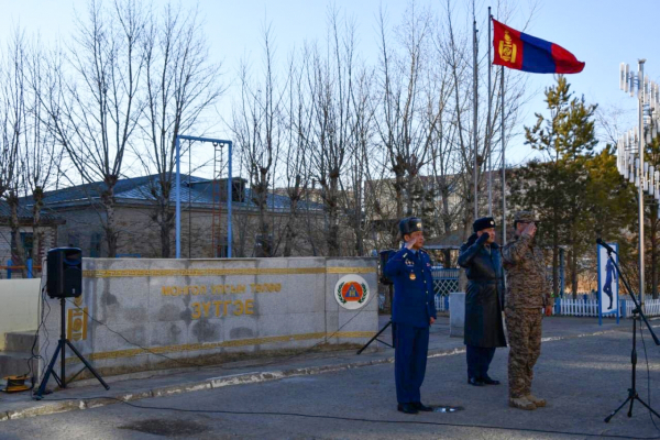 Байгууллагын үйл ажиллагаатай танилцаж, алба хаагчдад үүрэг чиглэл, аргазүйн зөвлөгөө өглөө