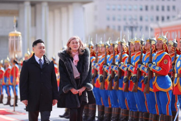 Хавсран суух Элчин сайд нар Итгэмжлэх жуух бичгээ өргөн барилаа