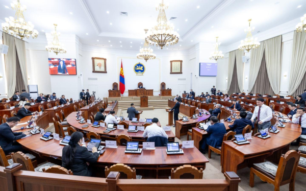 Н.УЧРАЛ: “ЭРХ ЧӨЛӨӨНИЙ ДӨРВӨН ЗАМ” БОЛ АВЛИГЫГ УГ ҮНДСЭЭР НЬ УСТГАХ САНААЧИЛГА ЮМ