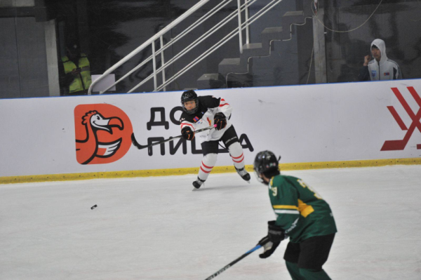 Шайбтай хоккейн U18 насны Азийн цомын тэмцээн эхэллээ
