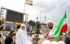 Иран: Дайнд амиа золиослоход бэлэн хосуудын хуримыг нийтэд нь хийж өгөв Иран: Дайнд амиа золиослоход бэлэн хосуудын хуримыг нийтэд нь хийж өгөв