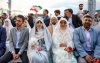 Иран: Дайнд амиа золиослоход бэлэн хосуудын хуримыг нийтэд нь хийж өгөв Иран: Дайнд амиа золиослоход бэлэн хосуудын хуримыг нийтэд нь хийж өгөв