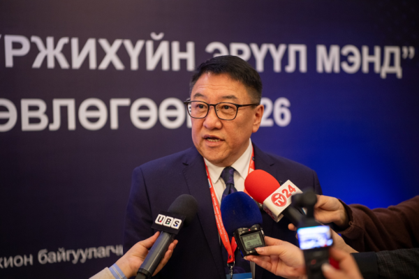 Эх, нярайн тусламж үйлчилгээний чанар, хүртээмжийг сайжруулах асуудлыг хэлэлцэв