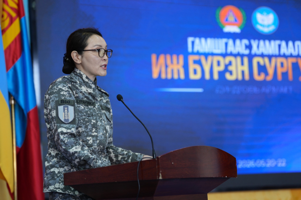 Гамшгаас хамгаалах иж бүрэн сургууль удирдах бүрэлдэхүүний танхимын сургалтаар эхэллээ