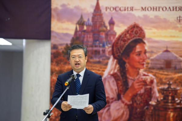 Гурван улсын цайны соёлын ертөнцөөр аялуулав