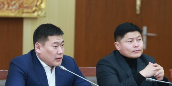 Х.Нямбаатарыг хотын даргаас нь огцруулах тохироо бүрдэж, түүний оронд А.Баяр нарын хүмүүсээс томилж магадгүй байна
