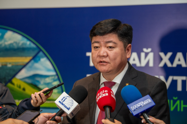 “Тусгай хамгаалалттай газар нутгийн хурдасгуур” хөтөлбөрийн хүрээнд 16 хамгаалалтын захиргаанд грант олголоо
