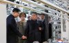 Ким Жон Ун шинэ цөмийн байгууламжаар зочилжээ Ким Жон Ун шинэ цөмийн байгууламжаар зочилжээ