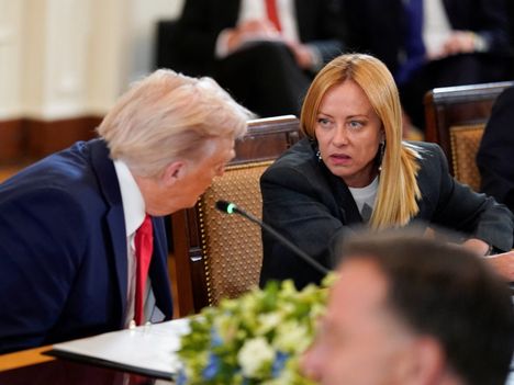 Мелони: Би ч, Итали улс ч Трампыг гуйхгүй Мелони: Би ч, Итали улс ч Трампыг гуйхгүй