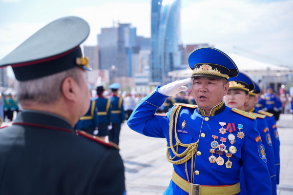 Онцгой байдлын сургуулийг 43 суралцагч, сонсогч төгслөө