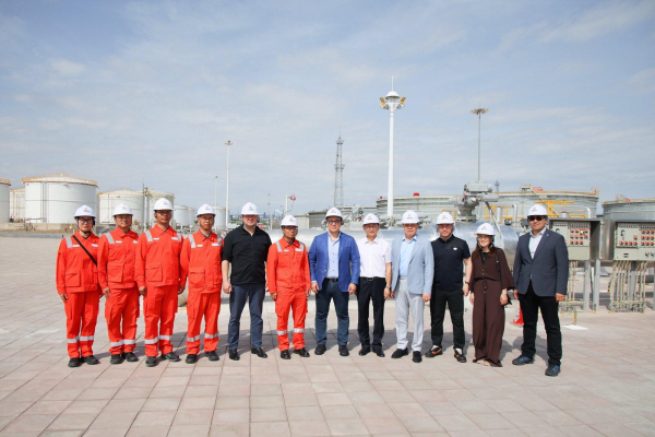 Шадар сайд Н.Номтойбаяр БНХАУ-ын ШУӨЗО-ны газрын тосны хоолойн Pipe China компанийн үйл ажиллагаатай танилцлаа