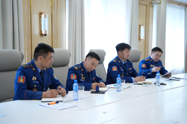 Уулзалтаар журмын онцлог, анхаарах асуудлын талаар хэлэлцлээ