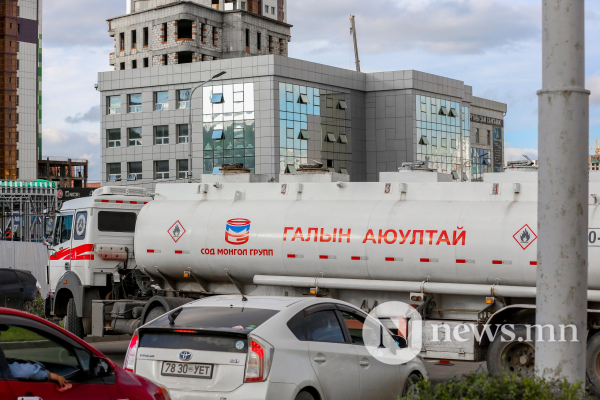 Фото сурвалжлага: ШТС-ын гадаа хоног төөрүүлсэн чанга өдрүүд Фото сурвалжлага: ШТС-ын гадаа хоног төөрүүлсэн чанга өдрүүд