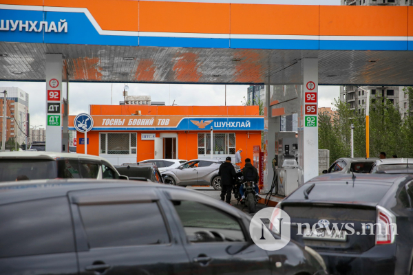Фото сурвалжлага: ШТС-ын гадаа хоног төөрүүлсэн чанга өдрүүд Фото сурвалжлага: ШТС-ын гадаа хоног төөрүүлсэн чанга өдрүүд