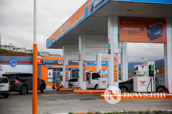 Фото сурвалжлага: ШТС-ын гадаа хоног төөрүүлсэн чанга өдрүүд Фото сурвалжлага: ШТС-ын гадаа хоног төөрүүлсэн чанга өдрүүд