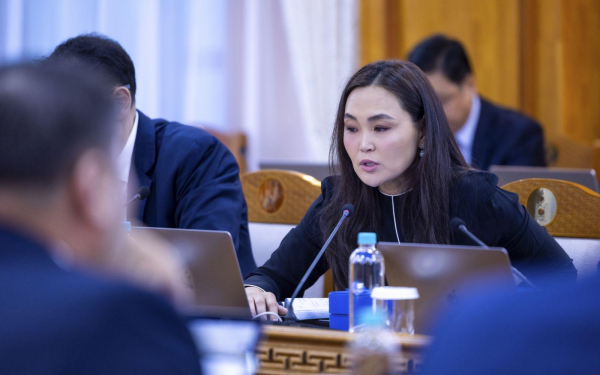 Газрын тосны үйлдвэрийн бүтээн байгуулалтад тулгамдсан 14 асуудлыг хэлэлцэн шийдвэрлэлээ