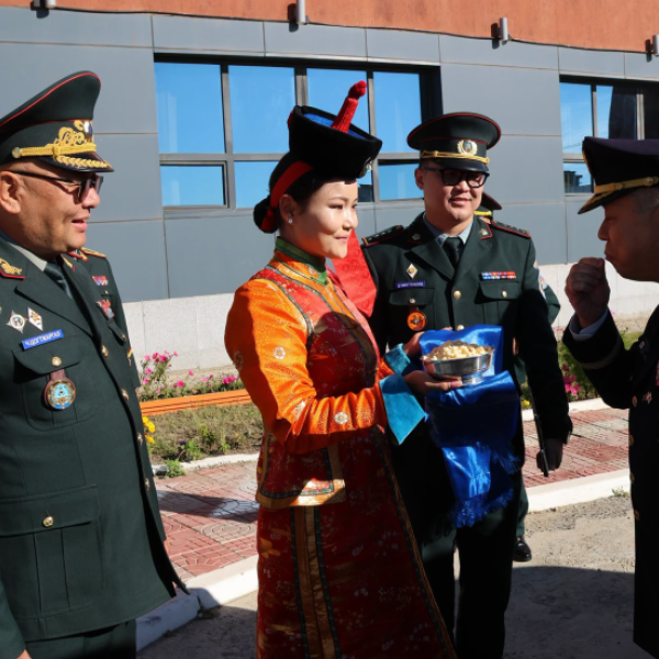 Японы Хуурай замын Өөрийгөө хамгаалах хүчний командлагч генерал Арай Масаёоши манай улсад айлчилж байна