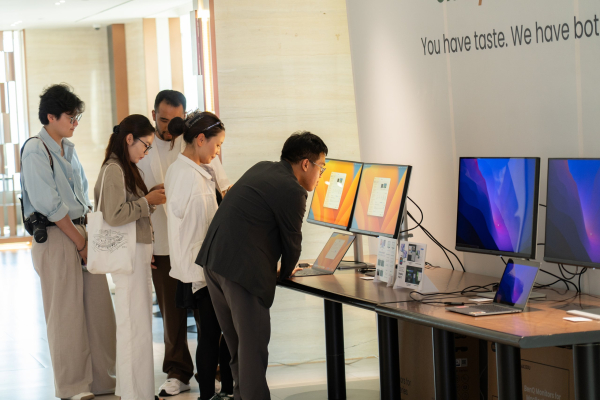MacBook-тэй төгс хорших дэлгэц: BenQ MA Series Монголд албан ёсоор нээлтээ хийлээ MacBook-тэй төгс хорших дэлгэц: BenQ MA Series Монголд албан ёсоор нээлтээ хийлээ