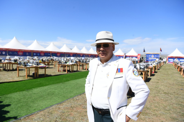 Монгол хорхогийг Гиннест бүртгүүллээ