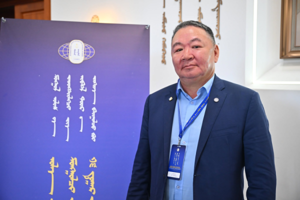 Ш.Баттөгс: Бичгийн дурсгал дахь үг хэллэг нь түүх соёлын чухал баримт болдог