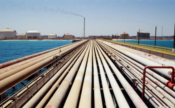 “East-West” хоолойн халдлагын дараа газрын тосны үнэ огцом өсөв