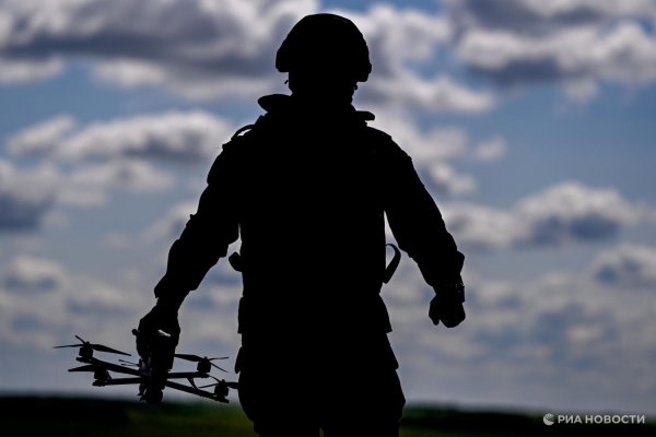 ОХУ-ын Зэвсэгт хүчин Украины цэрэг-аж үйлдвэрийн цогцолбор аж ахуйн нэгж, боомтуудад халджээ